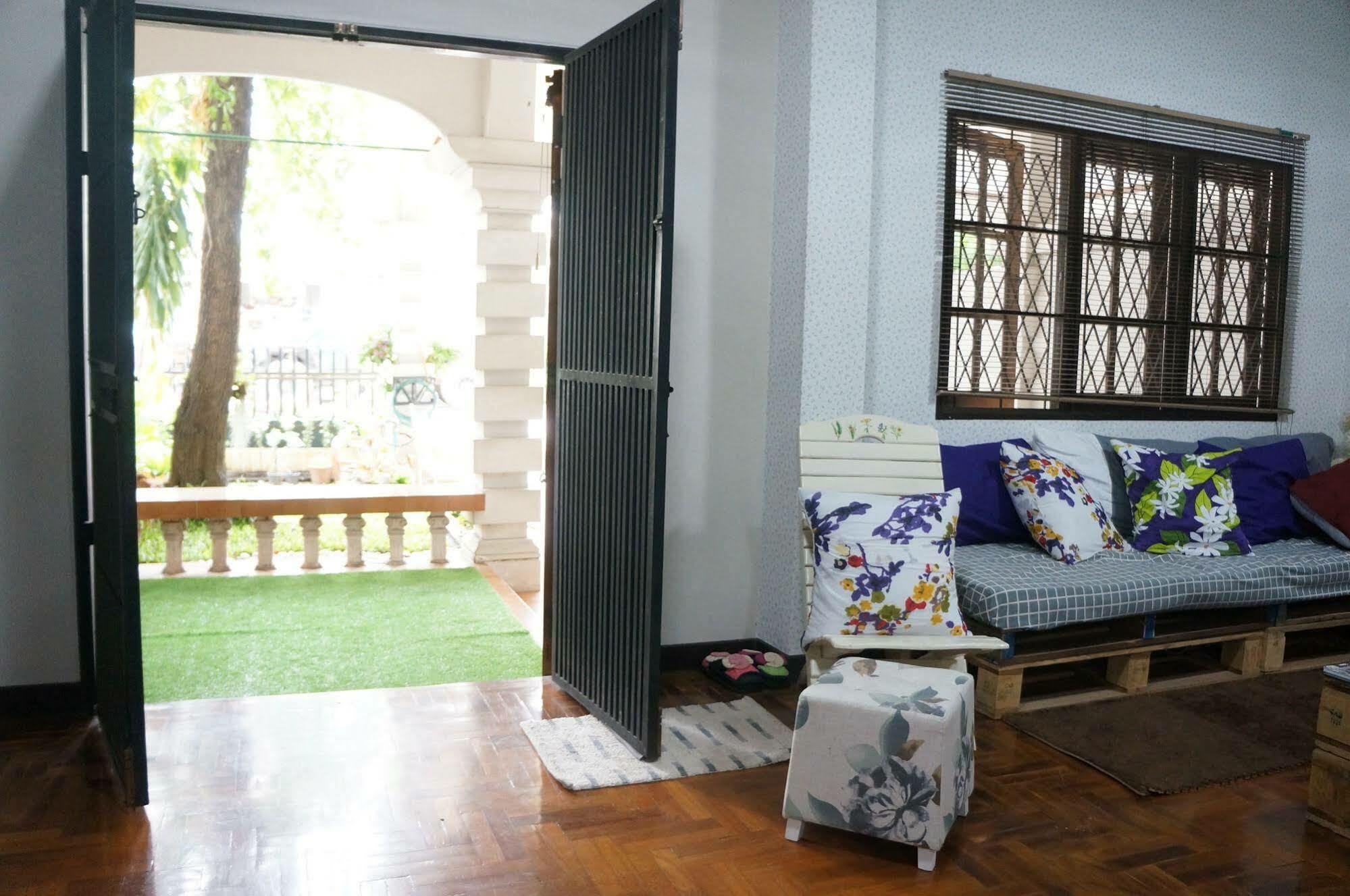 Home At 20 By Sleepyoho Chiang Mai Exterior photo